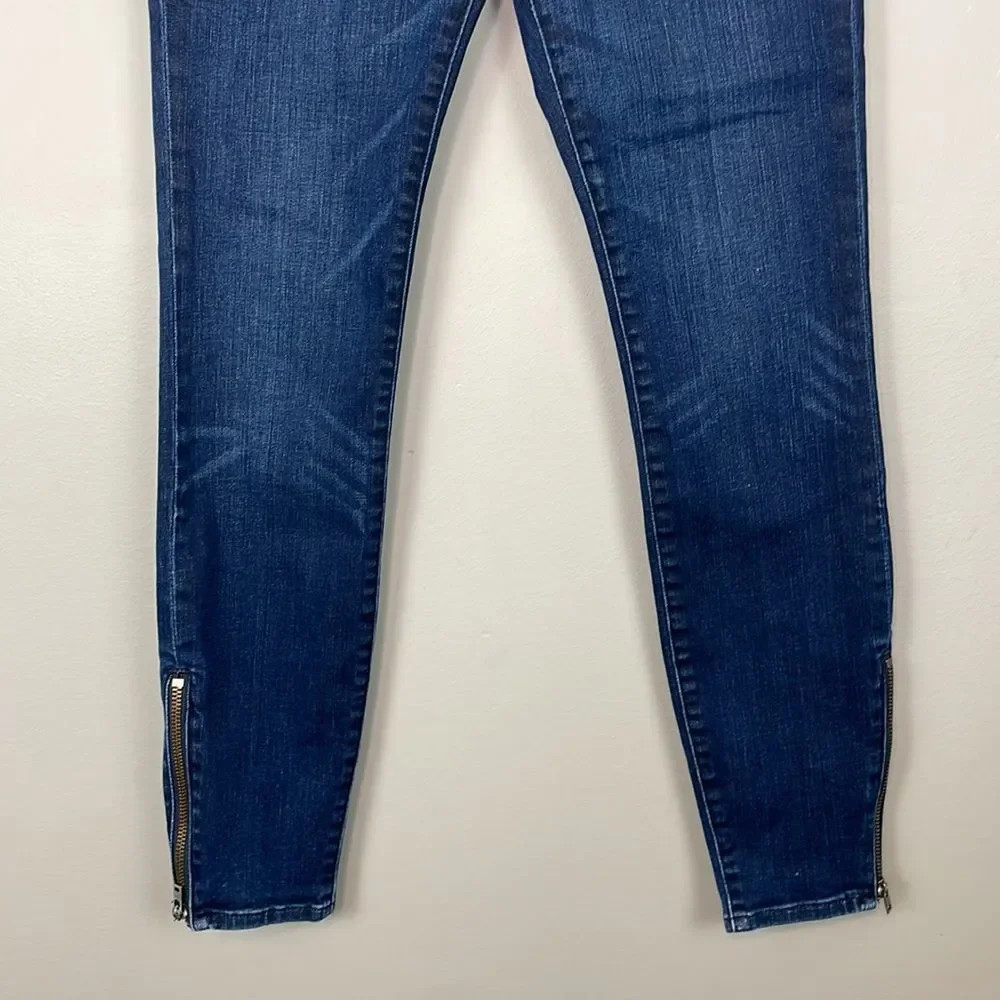 Madewell Skinny Skinny Blue Jeans. Mid Rise. Size 27.